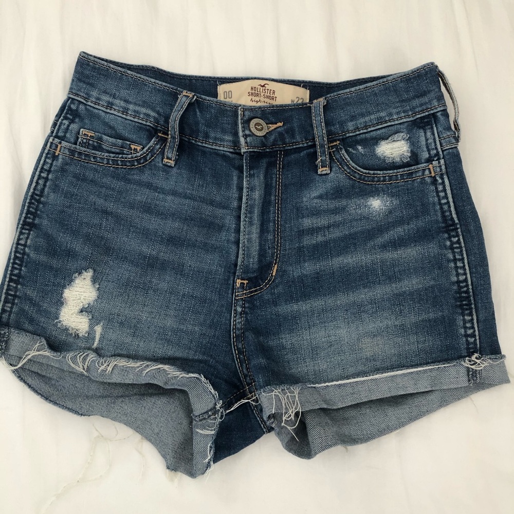 Hollister HighRise Short Shorts